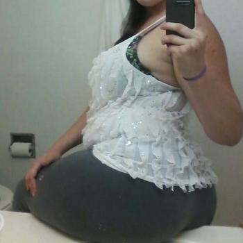 , 20  female escort, Norfolk