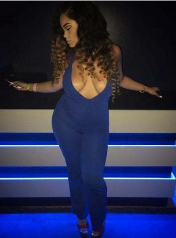 , 21  female escort, Norfolk