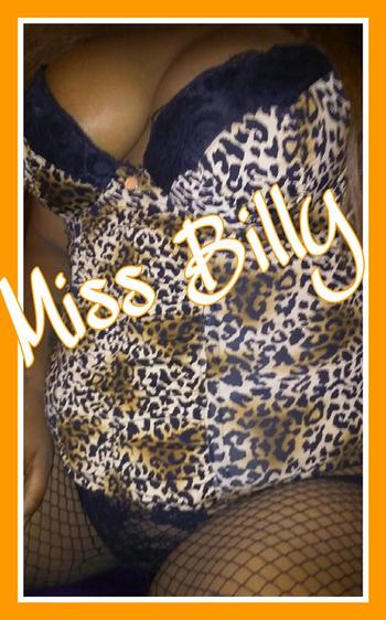 , 25  female escort, Norfolk