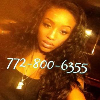 , 22  female escort, Norfolk