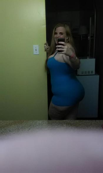 , 29  female escort, Norfolk