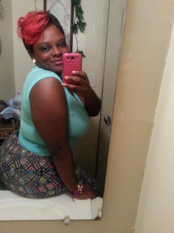 , 27  female escort, Norfolk