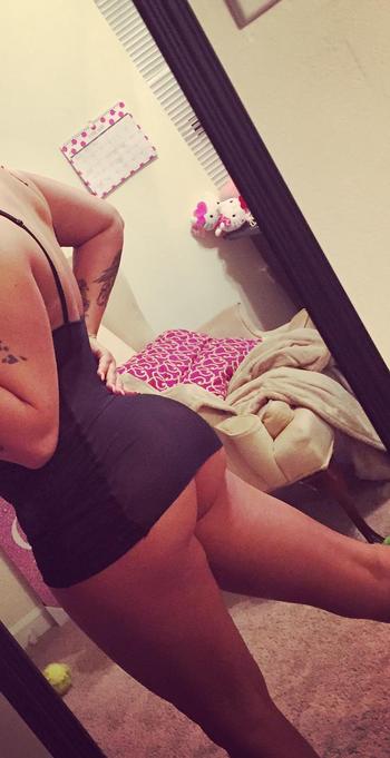 , 21 Latino/Hispanic female escort, Norfolk