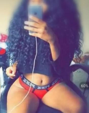 , 22  female escort, Norfolk