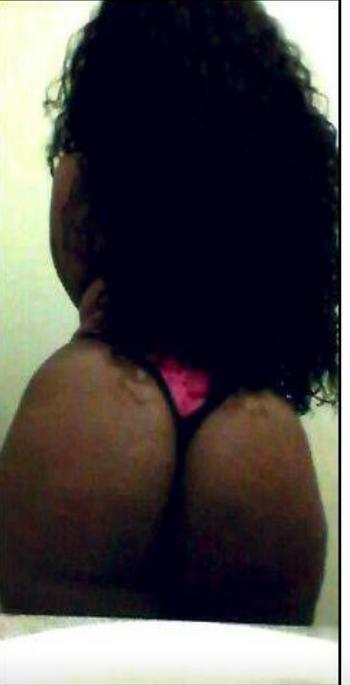 , 24  female escort, Norfolk