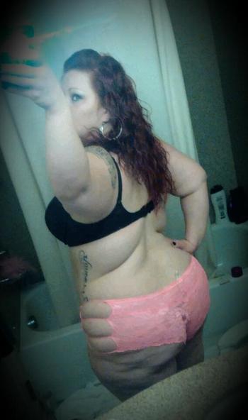 , 25  female escort, Norfolk