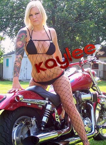 , 22  female escort, Norfolk