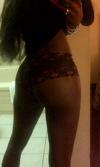 , 30  female escort, Norfolk