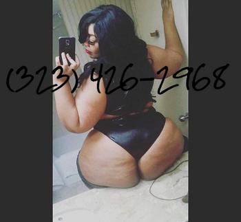, 25  female escort, Norfolk