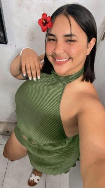 Alberki, 23  female escort, Norfolk