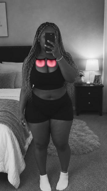 Nova , 21  female escort, Norfolk