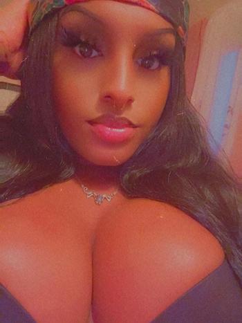 540-218-3369, 25  female escort, Norfolk
