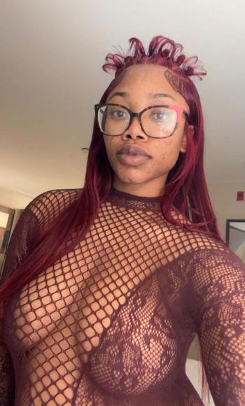Dolce, 21  female escort, Norfolk