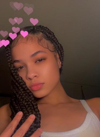 Rizz, 26  female escort, Norfolk