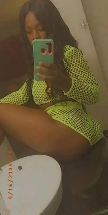 7573195056, female escort, Norfolk